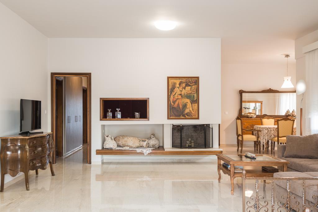 Villa Katrin 이알리소스 외부 사진
